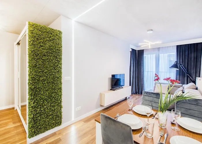 Smart Management - Center Apartment *