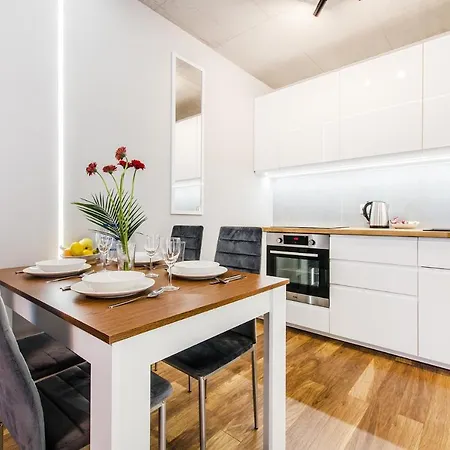 Smart Management - Center * فروتسواف